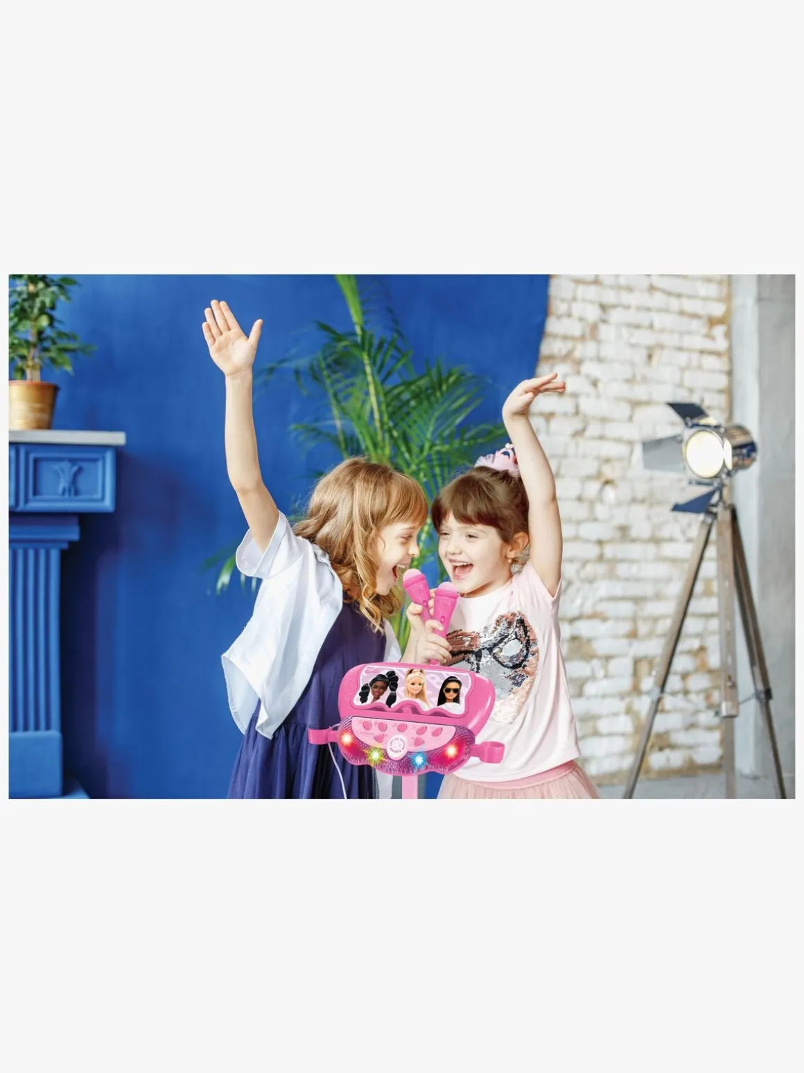 Barbie Justerbart Karaoke-stativ med 2 Mikrofoner