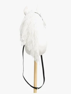 Cloudberry Castle Kæphest Tova