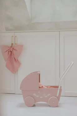 Krea Dukkevogn, Rose