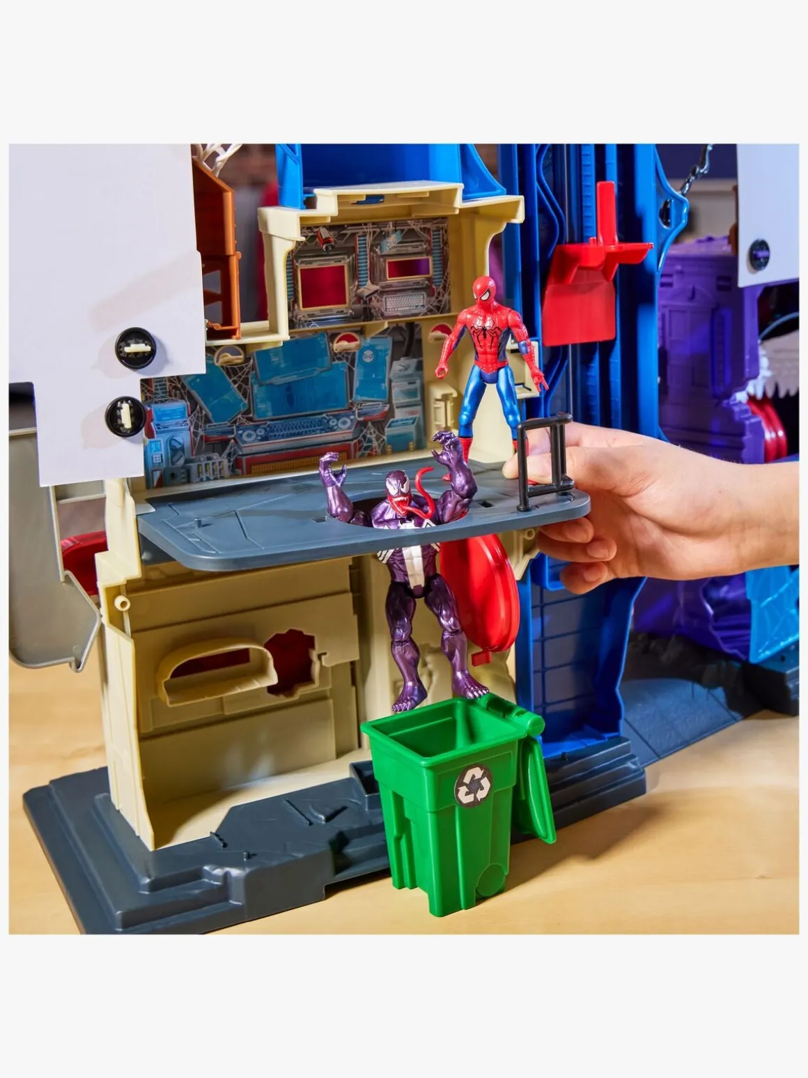 Marvel Spider-Man Venomversus Legesæt Web City Showdown