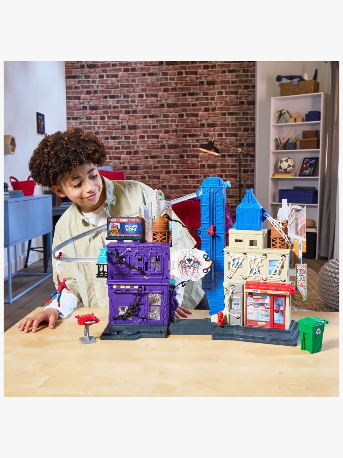 Marvel Spider-Man Venomversus Legesæt Web City Showdown