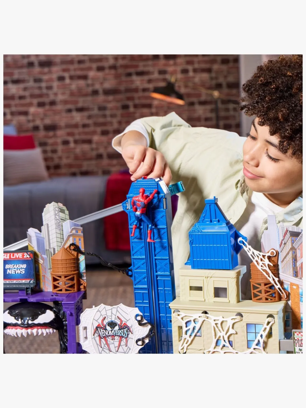 Marvel Spider-Man Venomversus Legesæt Web City Showdown