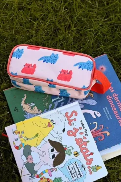 The Cotton Cloud Penalhus, Meowtiful Cats